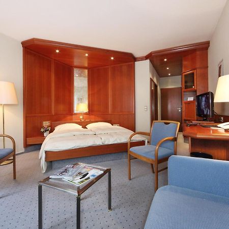 Brauereigasthof-Hotel Roter Ochsen 엘반겐 객실 사진