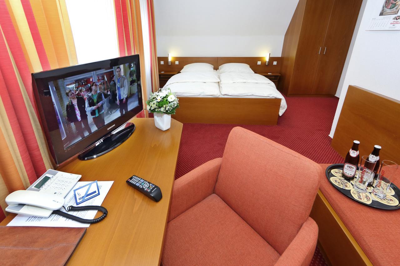 Brauereigasthof-Hotel Roter Ochsen 엘반겐 객실 사진